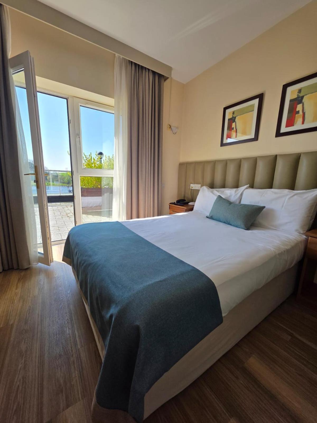 Moycarn Lodge & Marina باليناسلو المظهر الخارجي الصورة